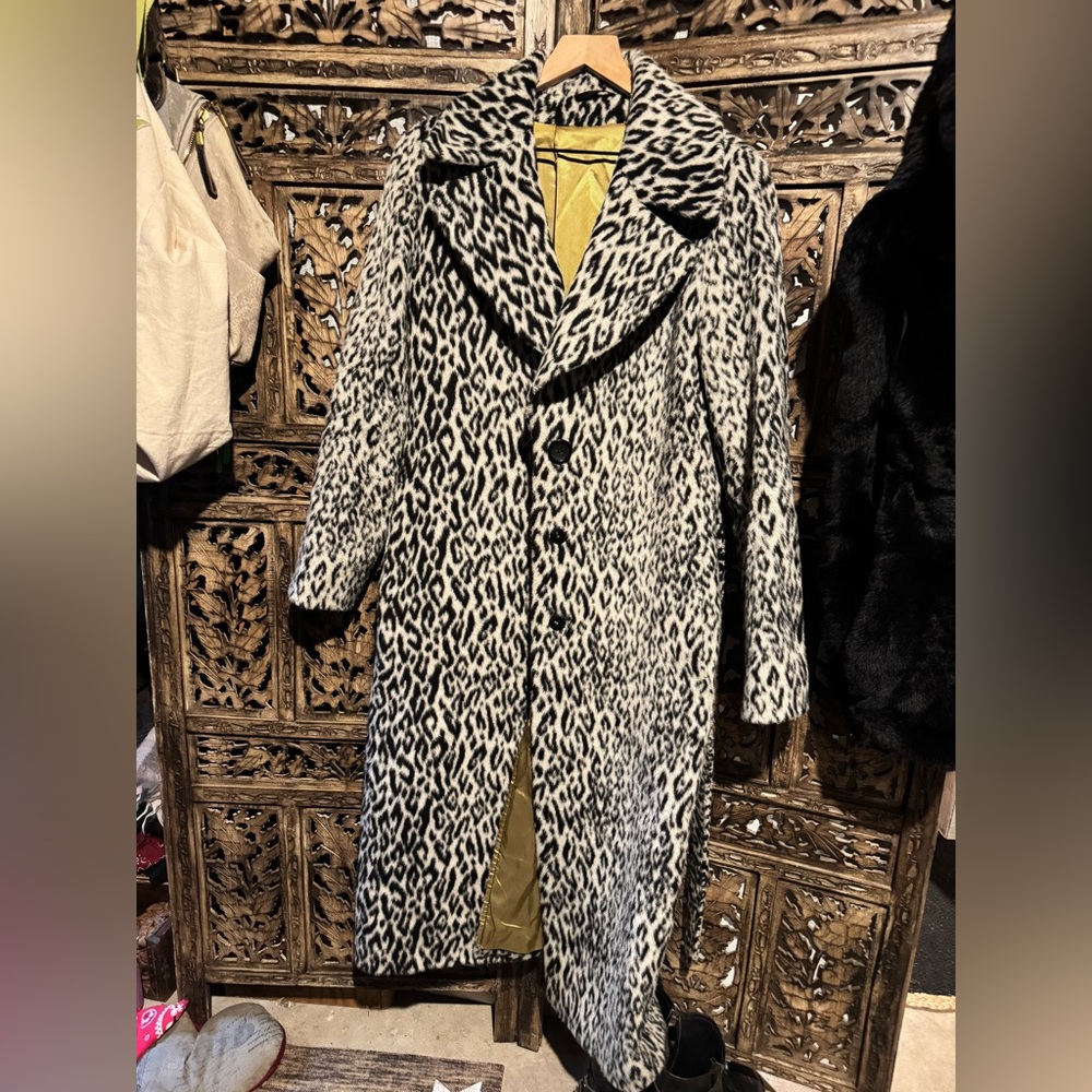 Animal print wool blend coat by Cinzia Rocco